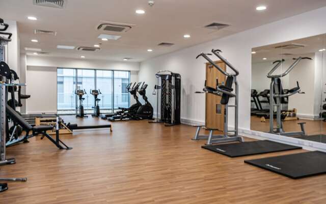 Large And Modern 2 Bedroom Flat With City Views