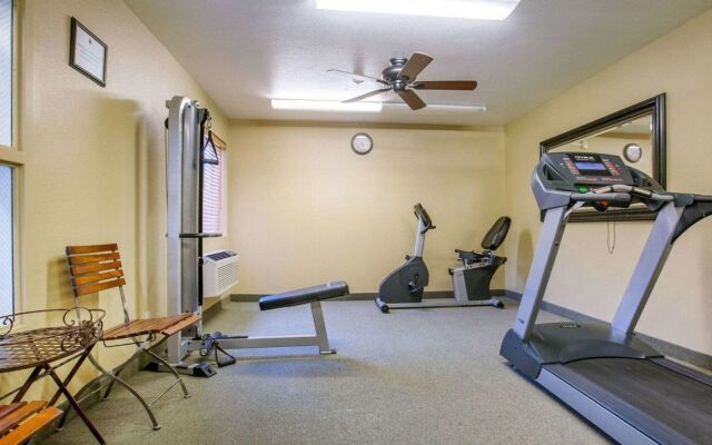 Comfort Inn Marina on the Monterey Bay