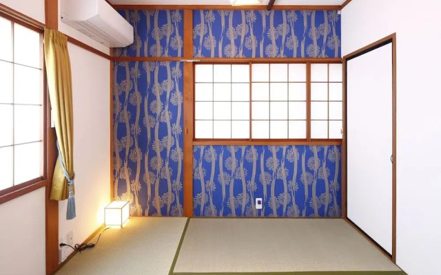 Kanazawa Higashiyama Chaco