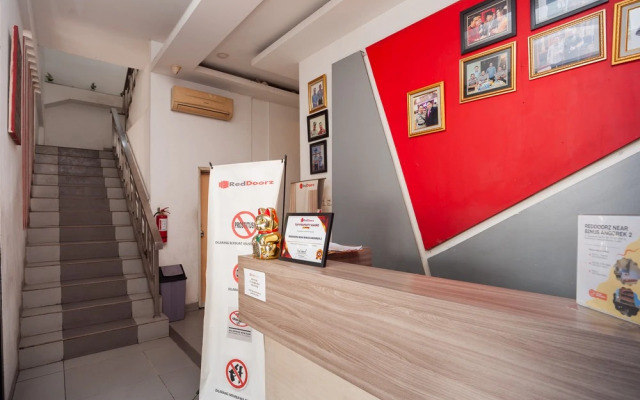Formerly Reddoorz Near Binus Anggrek 2