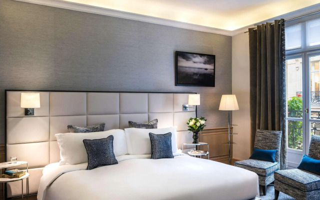 Sofitel Paris Baltimore Tour Eiffel Hotel