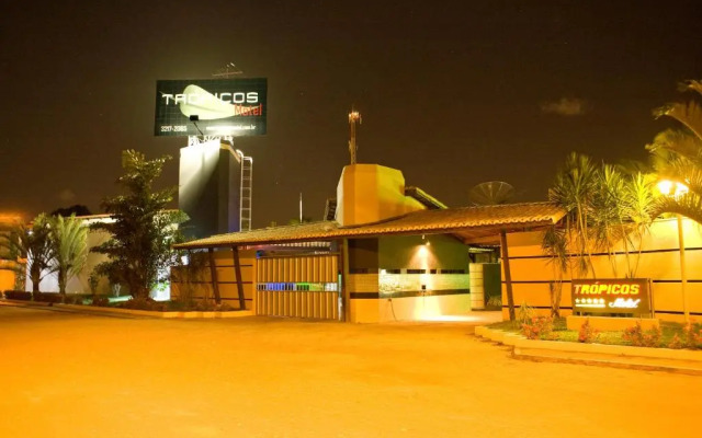 Trópicos Motel