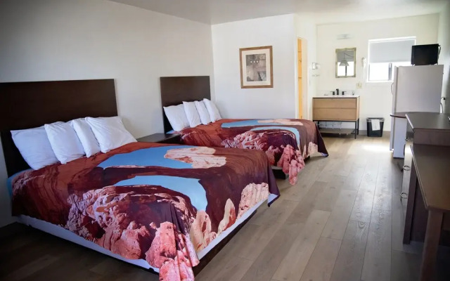 The Virginian Motel