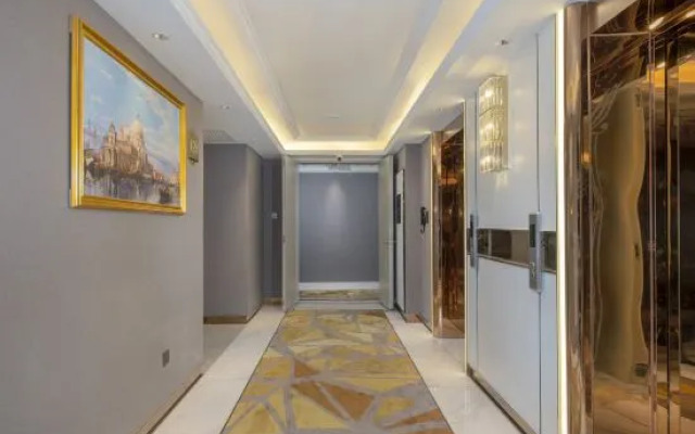 Vienna International Hotel (Bayannur High-speed Railway Station)