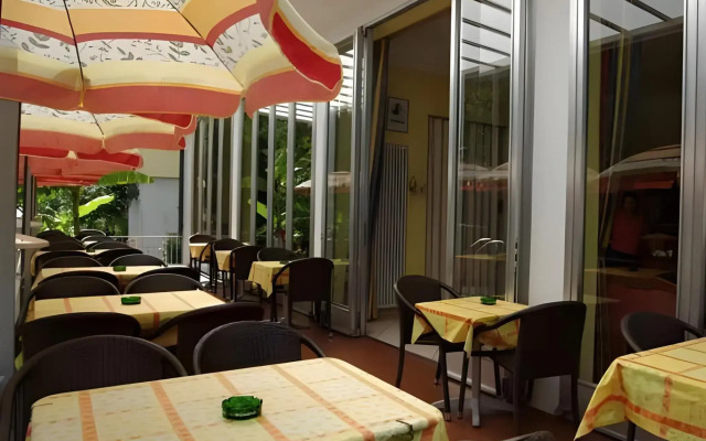 Hotel Excelsior