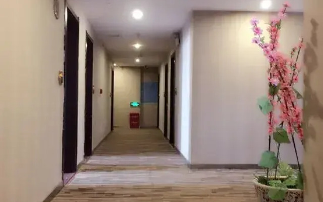 Longshan Tianyi Hotel