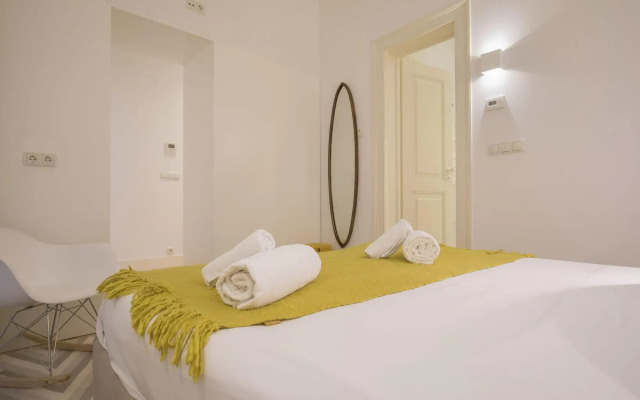 Charming Apartment in Baixa Chiado