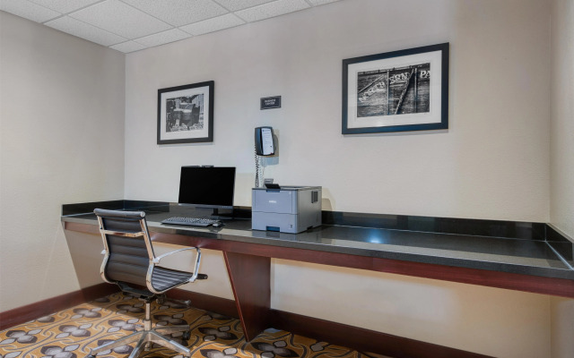 Best Western Shelby Inn & Suites