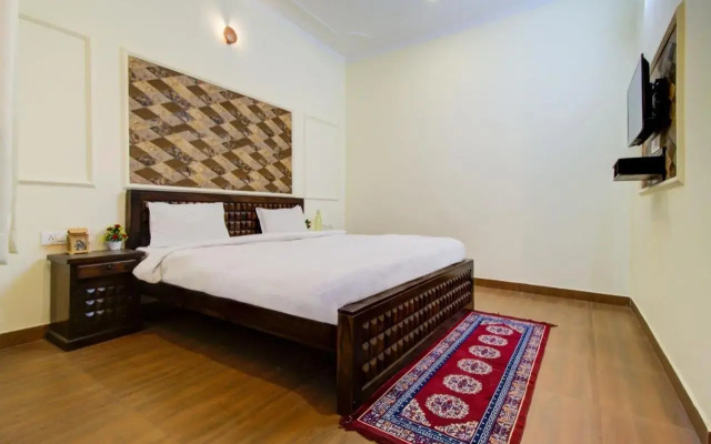 OYO 83174 Rani Bagh Resort