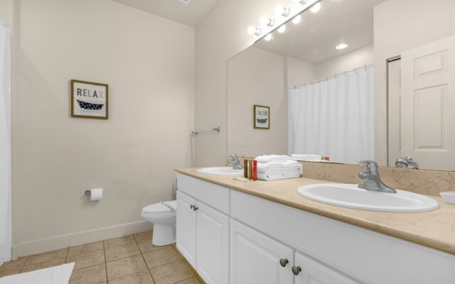 3 Bedrooms / 2 Bathrooms / Lucaya Village (8-106), Kissimmee, US