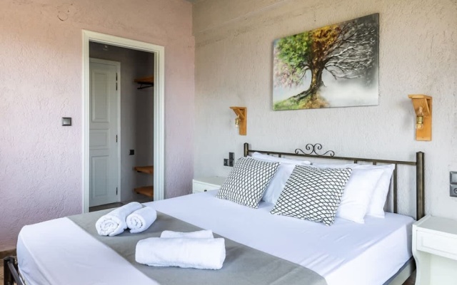 Persephone Seaview Room - Ariadne Skopelos Getaway