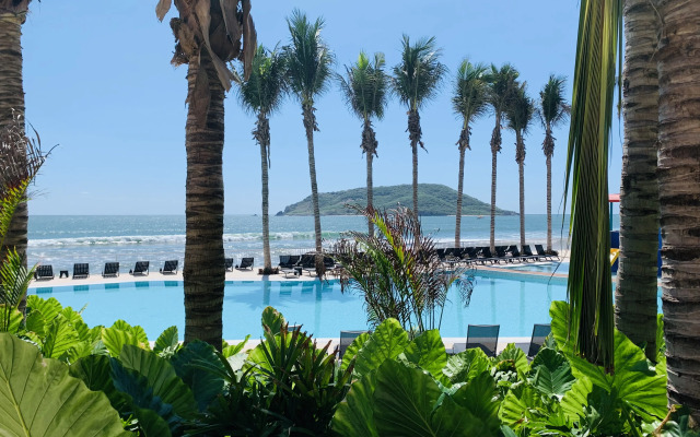 Viaggio Resort Mazatlán