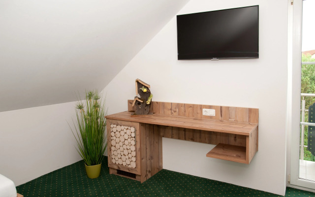 Landhotel Hutzenthaler