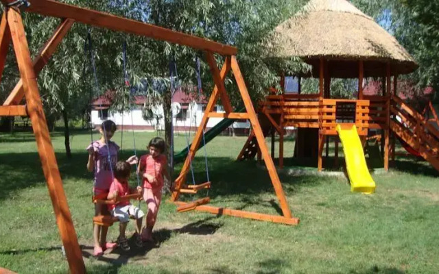 Pensiunea Nada Apelor