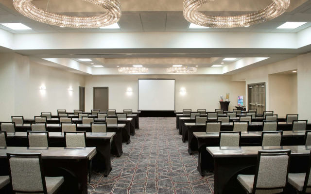 Embassy Suites by Hilton Las Vegas