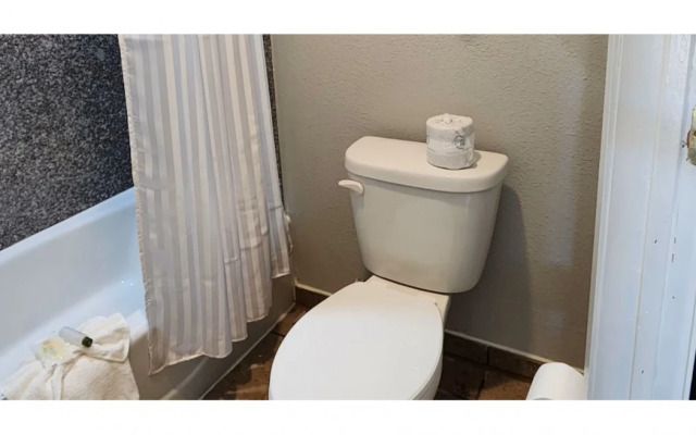 Atria Extended Stays By OYO Jourdanton