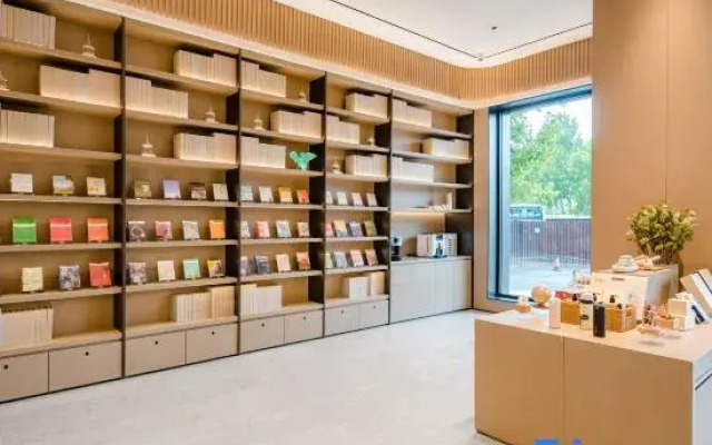 JI Hotel (Zhengzhou East Railway Station Provincial Government Branch)