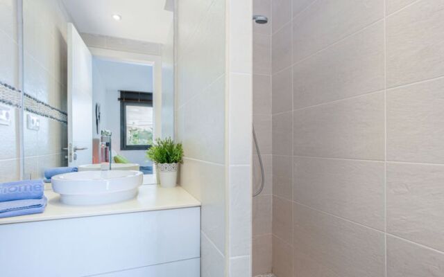 House STARS Empuriabrava