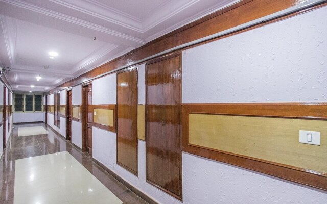 OYO 592 Hotel Chetan International