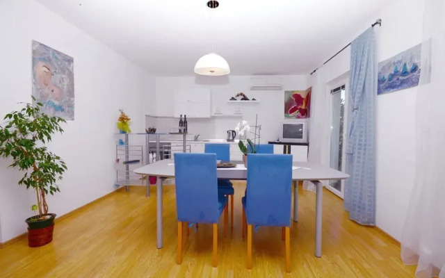 Apartments Josip
