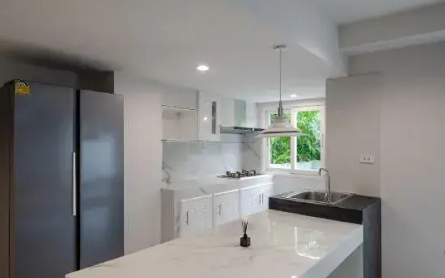 Sabbath Residence(Luxury pool villa townhome)