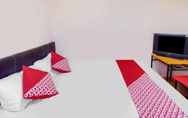 SPOT ON 91885 Wisma Heksa