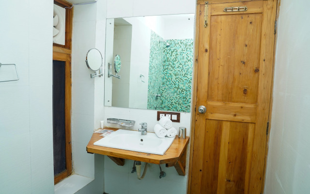 Zone Connect by the Park Manali