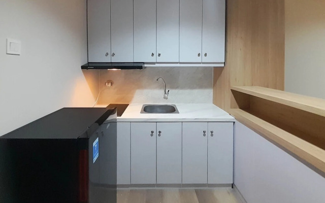 Elegant And Spacious 1Br At Patraland Amarta Apartment