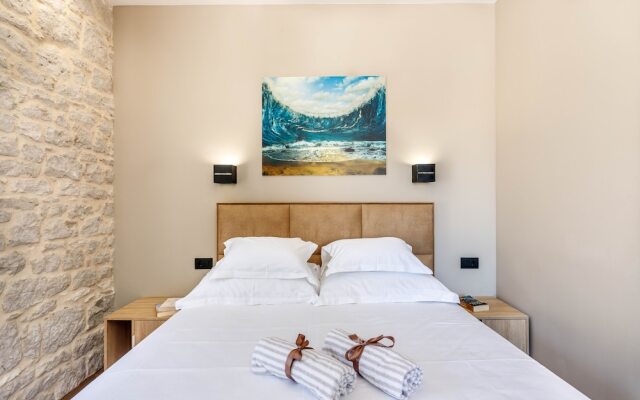 Saint Nicholas lighthouse