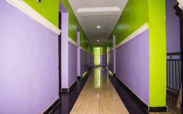 Impex Edge Hotel And Suites