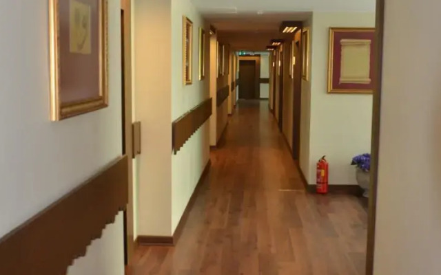 Boom Palace