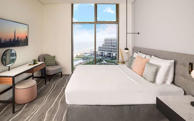 Th8 Palm Dubai Beach Resort, Vignette Collection, by IHG