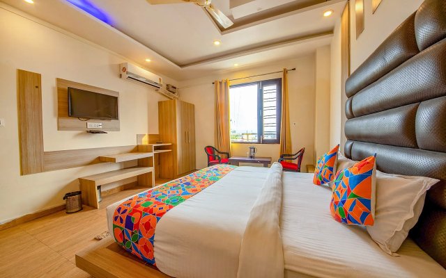 Fabhotel As Residency