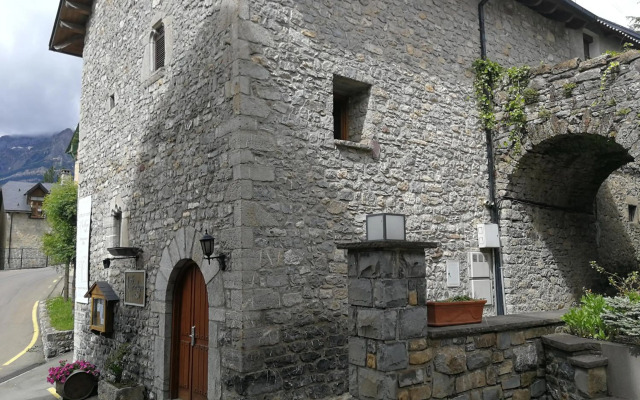 El Privilegio de Tena