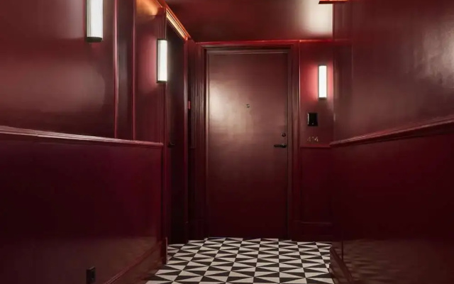 DUO  Lisbon, Curio Collection by Hilton