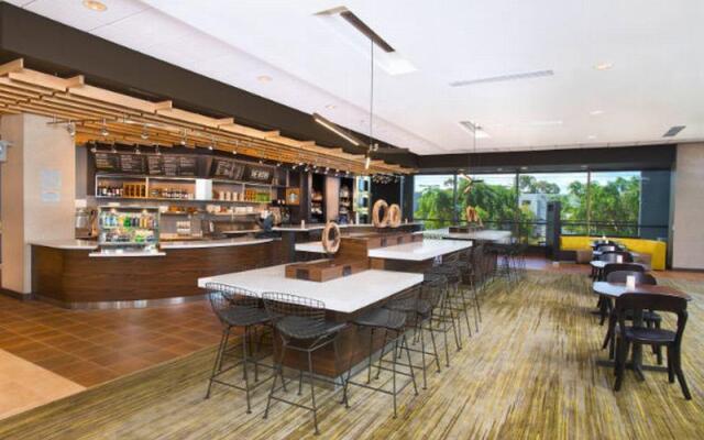 Courtyard Redwood City