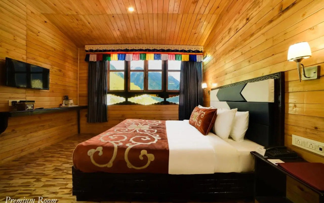 Summit Panghen Metok Hotel