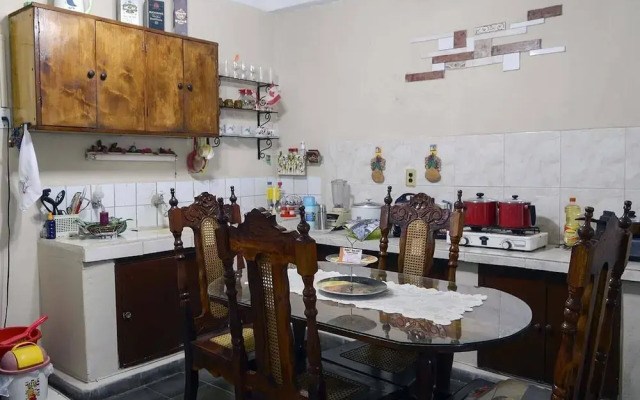 Hostal Cuba 208 Santa Clara