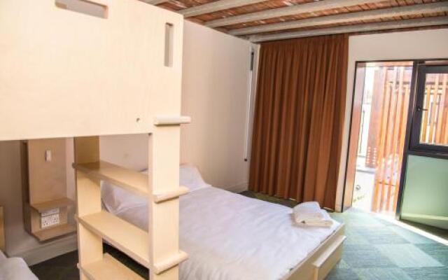Neptune's Hostel