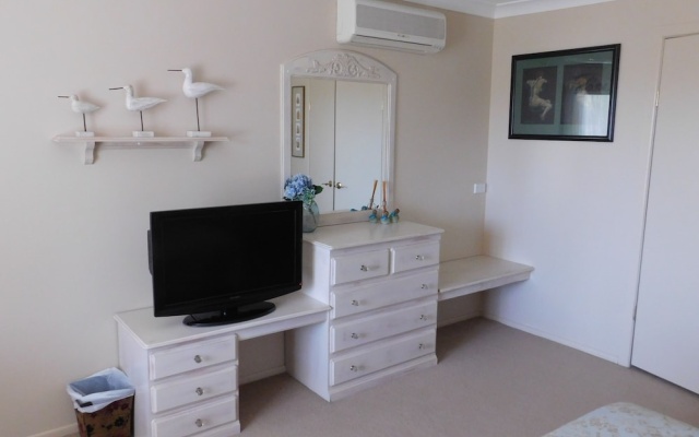 Yarrandabbi Dreaming B&B Apartment and Cottage – Guest Rooms – Macleay Island