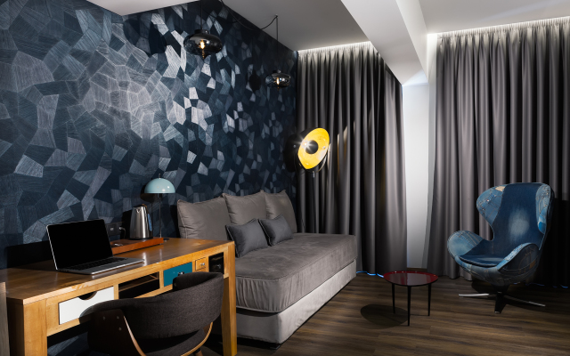 360 Degrees Pop Art Hotel
