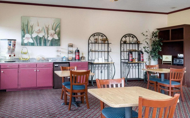 Motel 6 Greenwood, MS