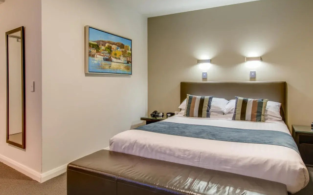 Mantra on Collins Hobart