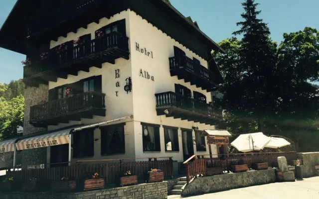 Hotel Ristopub Villa Alba