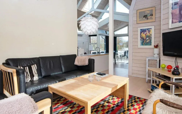 6 Person Holiday Home in Vemb-by Traum