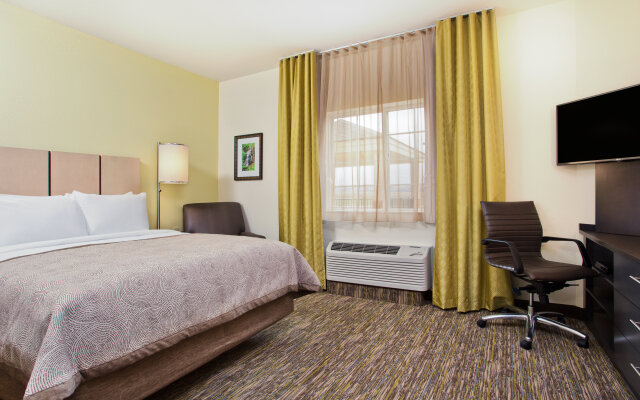 Candlewood Suites Fort Campbell - Oak Grove, an IHG Hotel