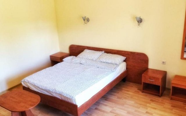 Zolotoy Kashtan Guest House