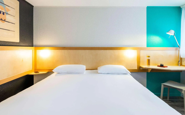 Greet Hotel Angouleme