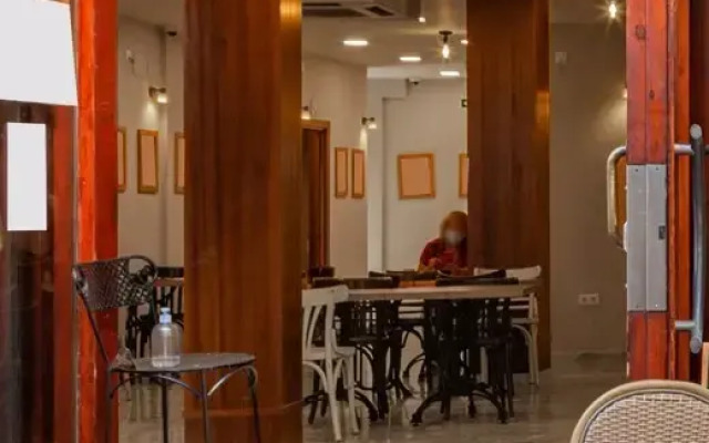 Numa Seville Molina