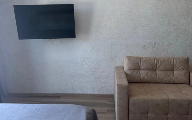 The sea is here on Lvovskaya Street